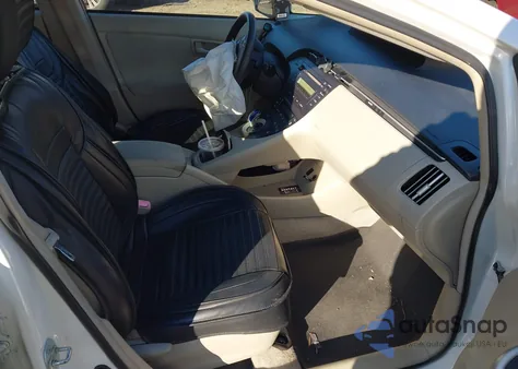 2011 Toyota Prius Two z USA, uszkodzony, nr VIN JTDKN3DU0B5305108